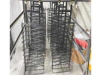 电镀挂具涂装应用